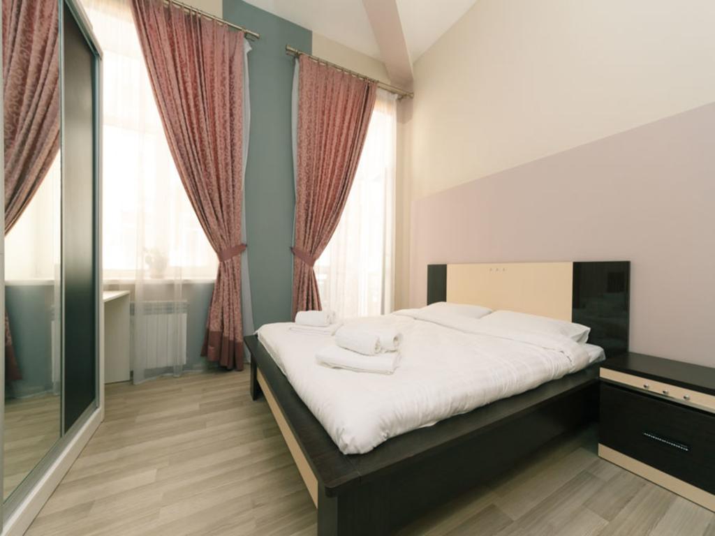 Apartment Near Olympic Stadium Киев Экстерьер фото